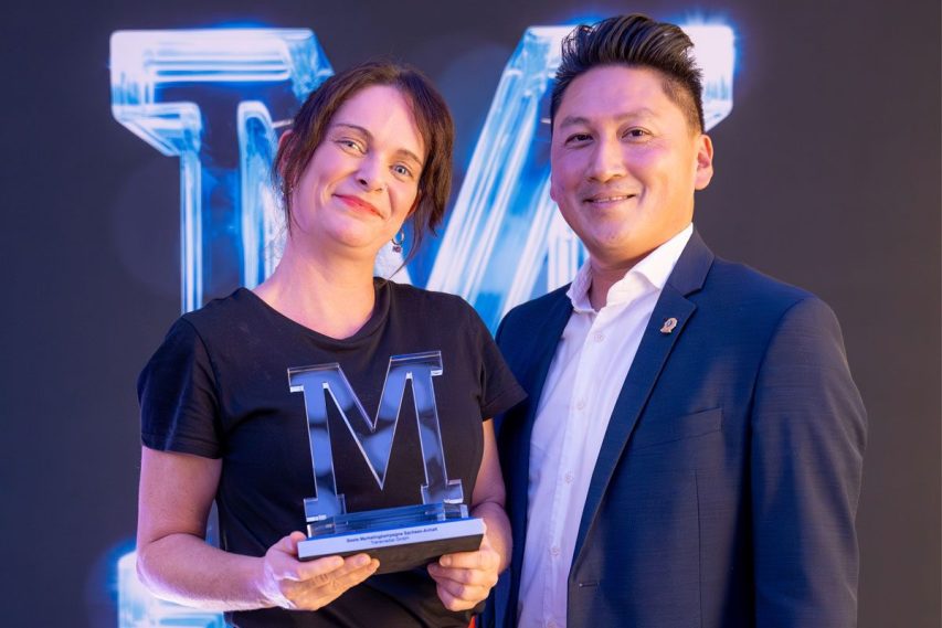 Sieger des Marketing Award Sachsen-Anhalt 2024 — TRANSMEDIAL gewinnt den Preis für die beste Marketingkampagne Sieger des Marketing Award Sachsen-Anhalt 2024 — TRANSMEDIAL gewinnt den Preis für die beste Marketingkampagne